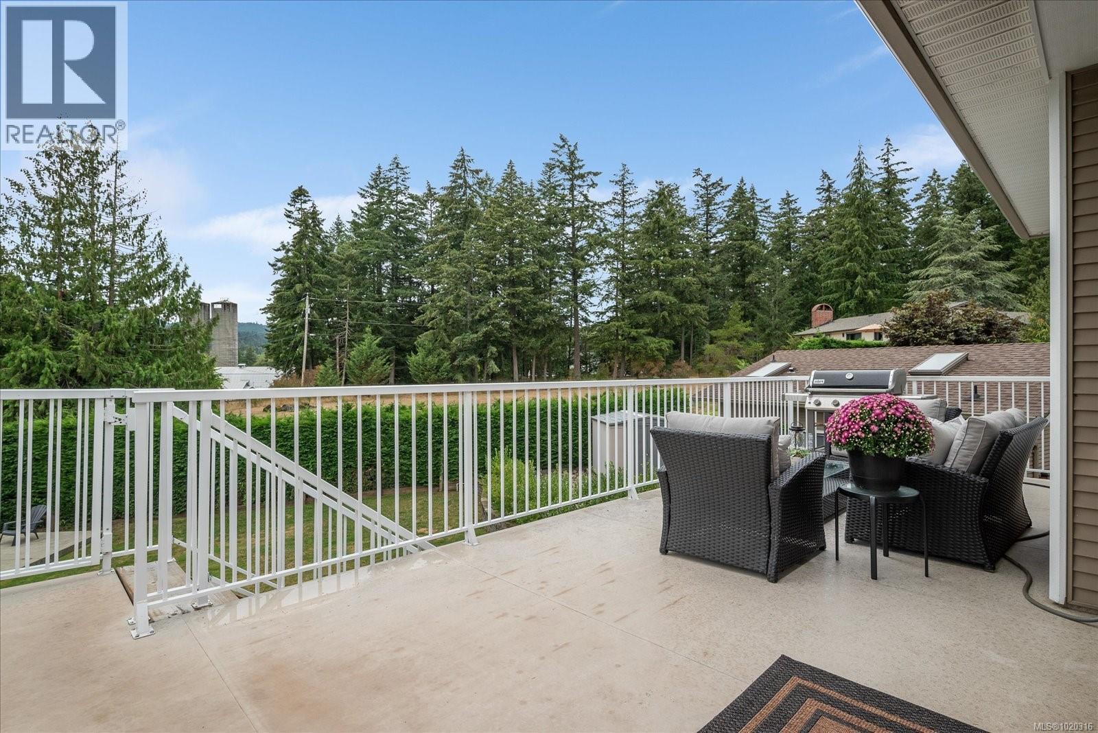 3603 Monterey Dr, Nanaimo