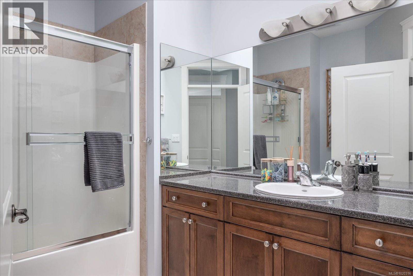 3603 Monterey Dr, Nanaimo