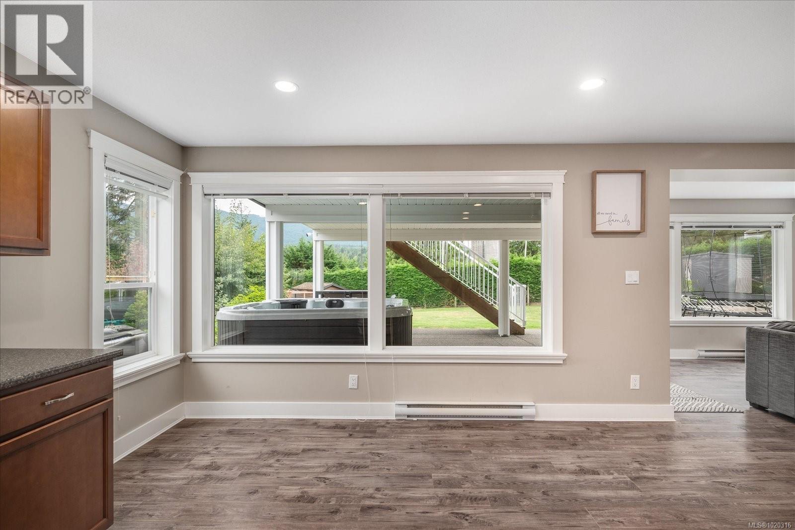 3603 Monterey Dr, Nanaimo