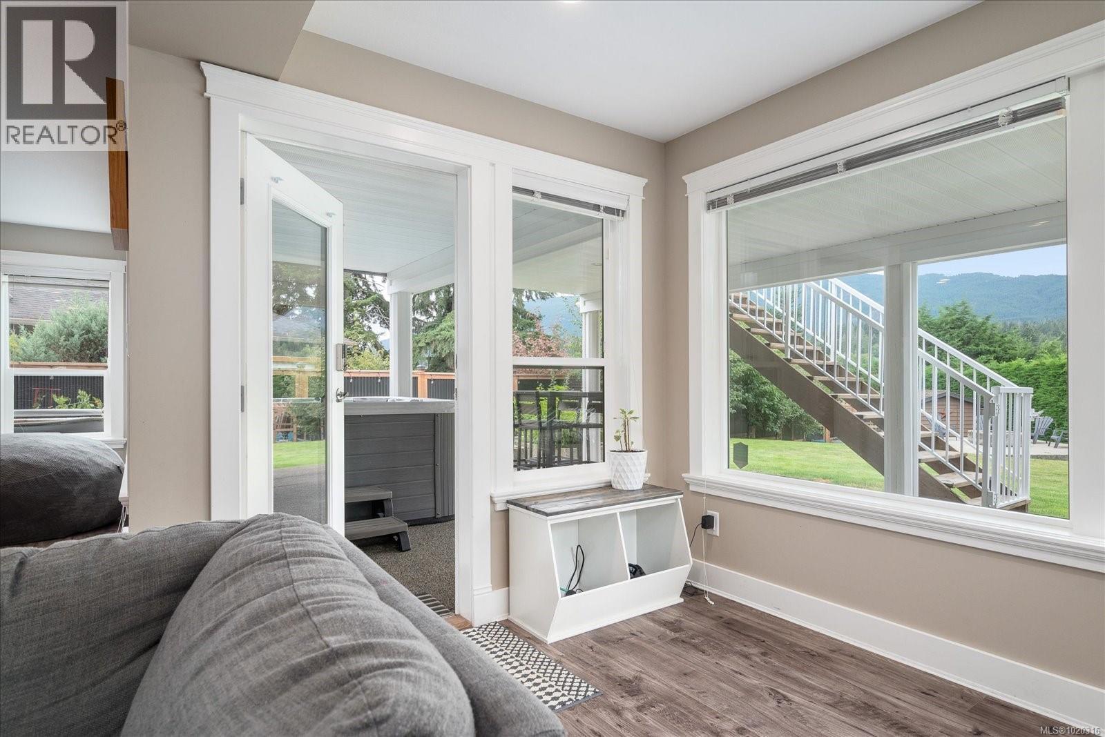 3603 Monterey Dr, Nanaimo