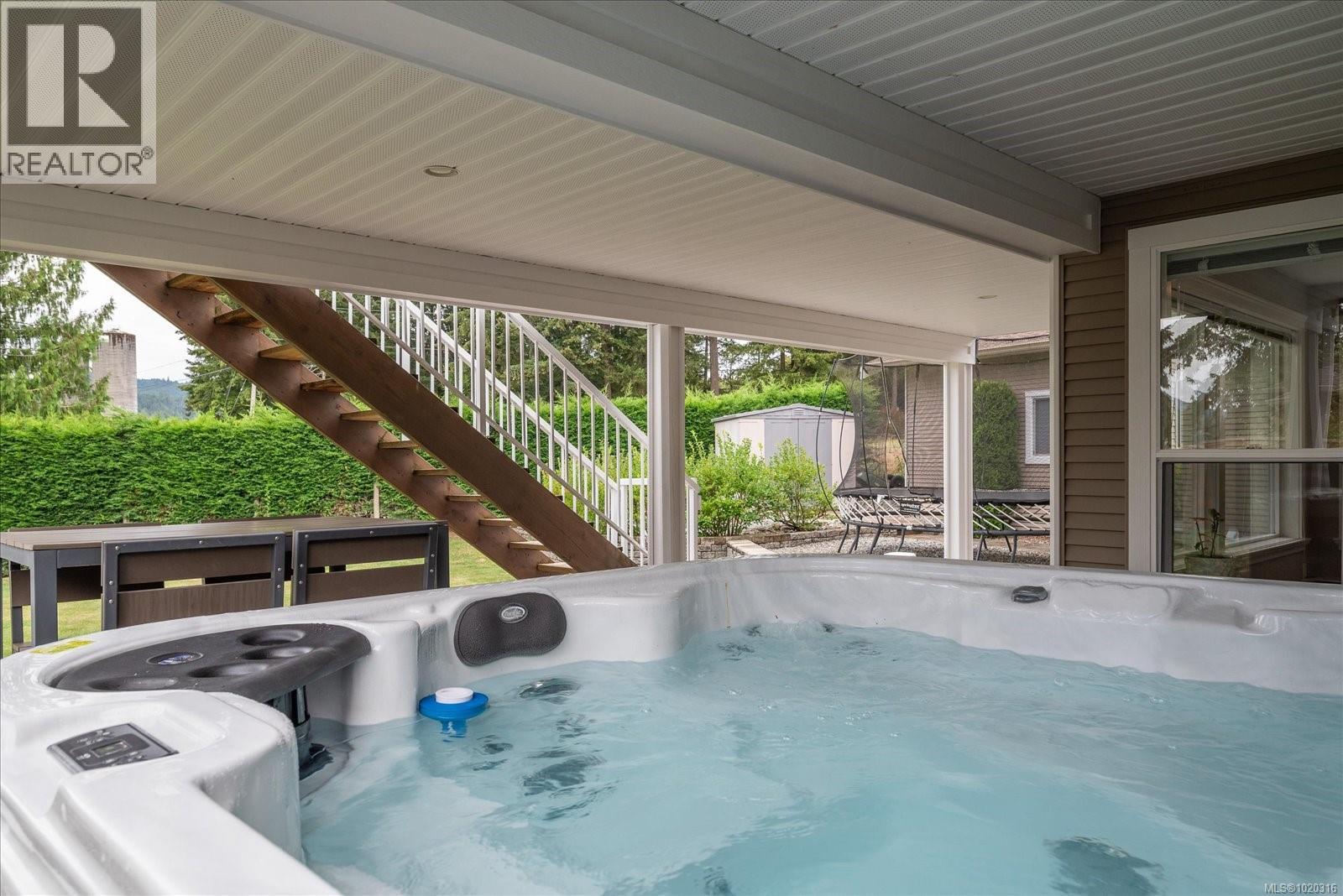 3603 Monterey Dr, Nanaimo