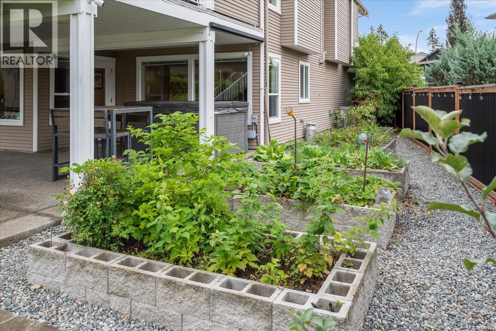 3603 Monterey Dr, Nanaimo