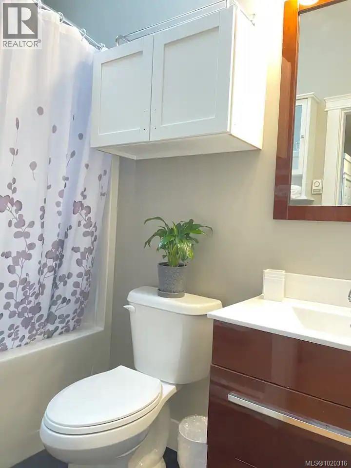 3603 Monterey Dr, Nanaimo