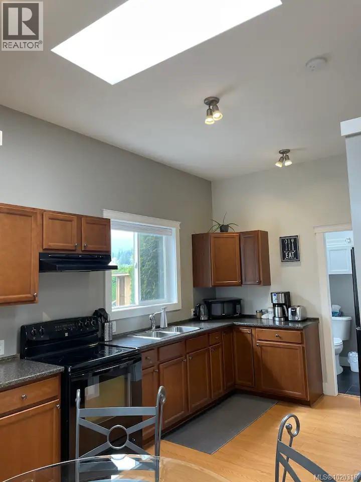 3603 Monterey Dr, Nanaimo