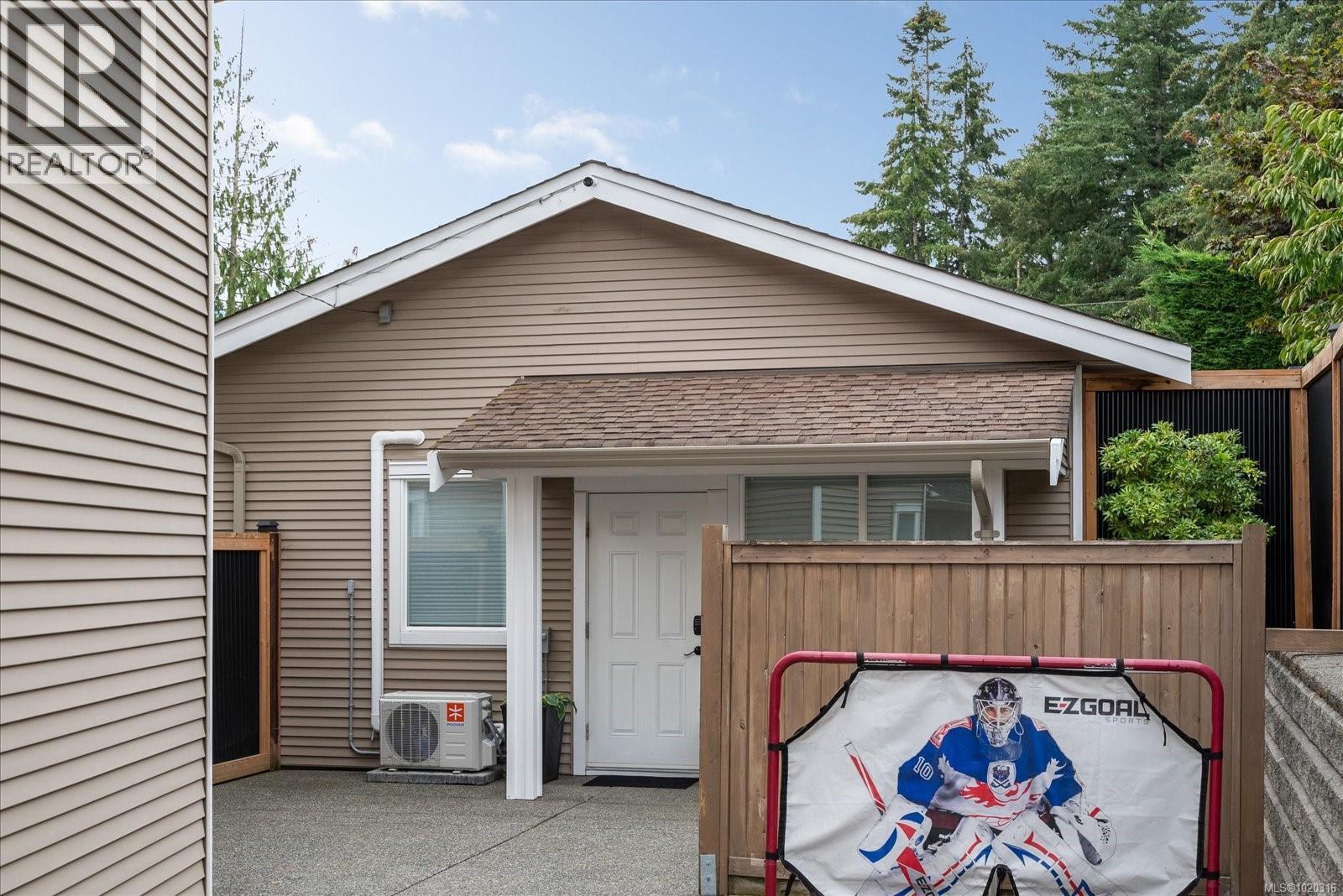 3603 Monterey Dr, Nanaimo