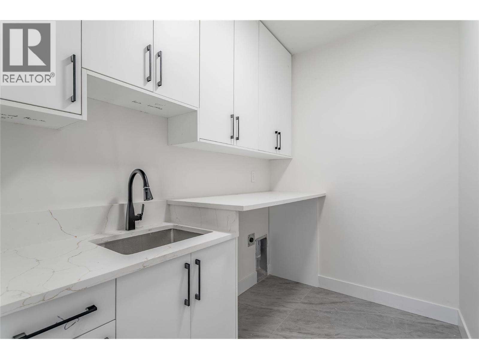  1148 Hume Avenue, Kelowna