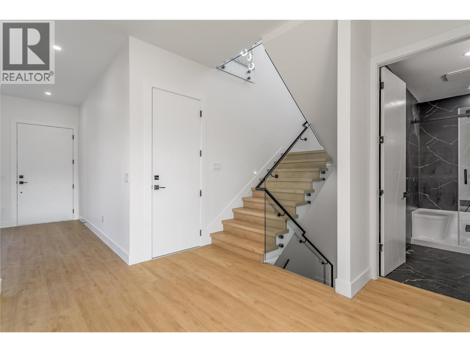  1148 Hume Avenue, Kelowna