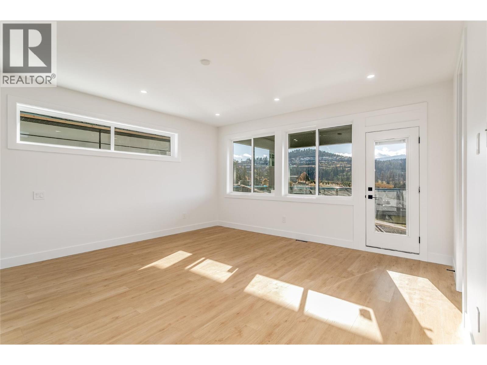  1148 Hume Avenue, Kelowna