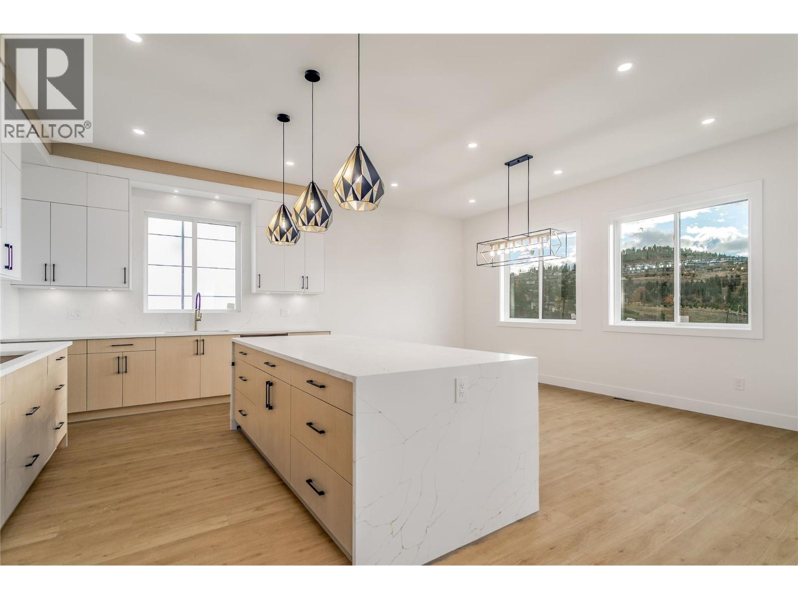  1148 Hume Avenue, Kelowna