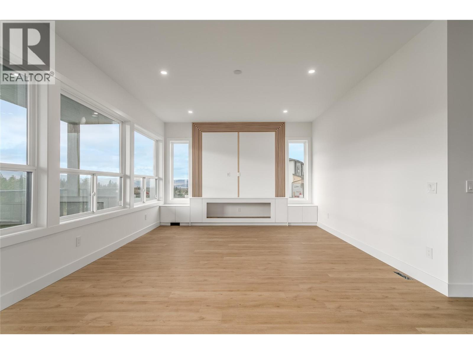  1148 Hume Avenue, Kelowna