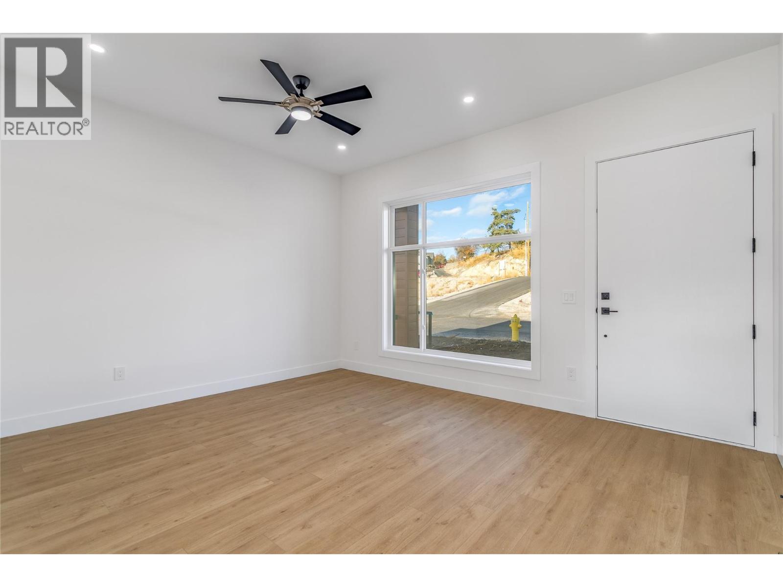  1148 Hume Avenue, Kelowna