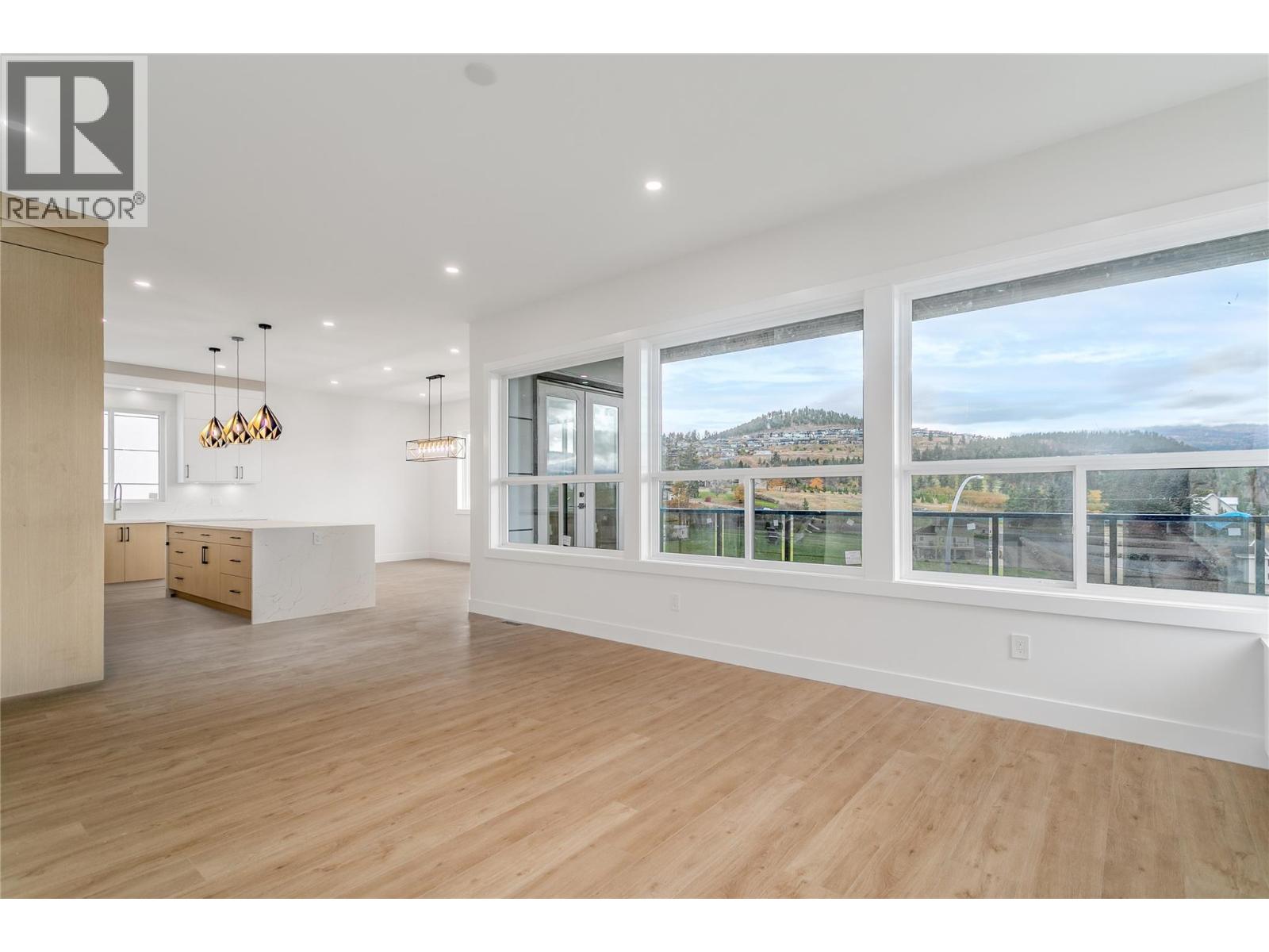  1148 Hume Avenue, Kelowna