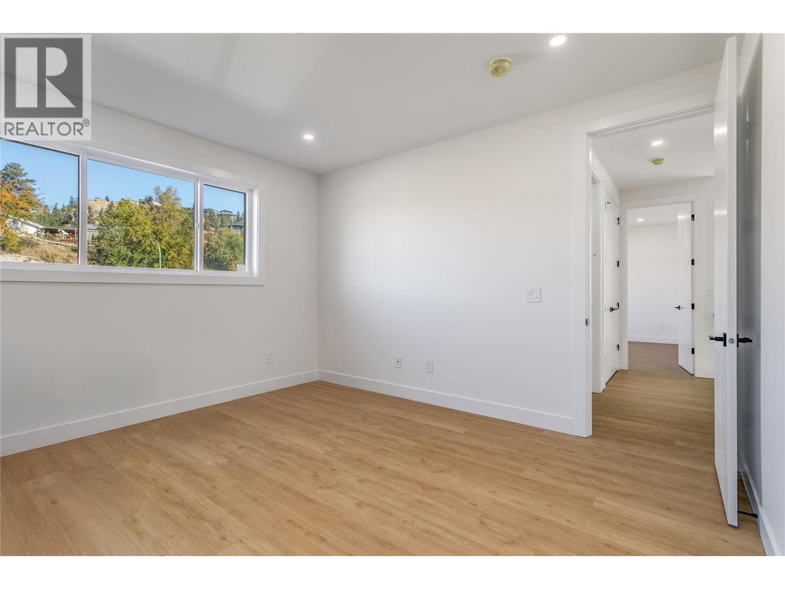  1148 Hume Avenue, Kelowna