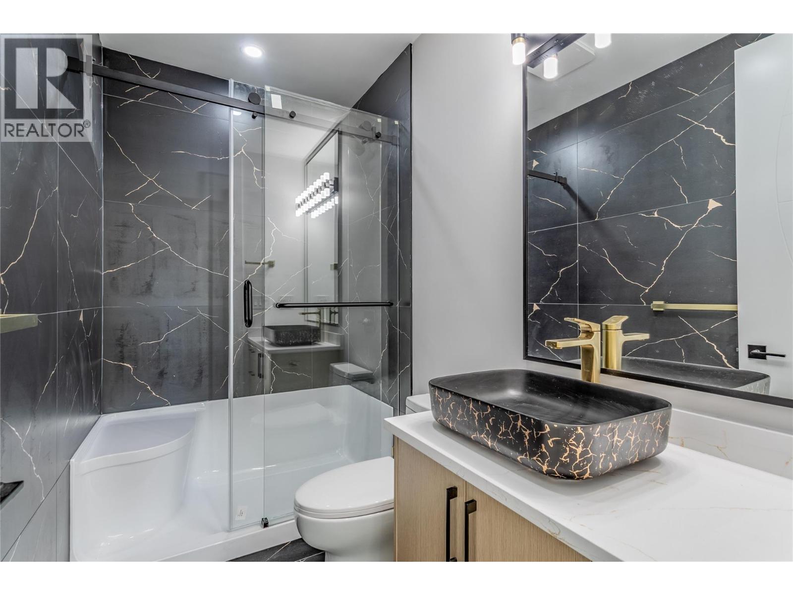  1148 Hume Avenue, Kelowna