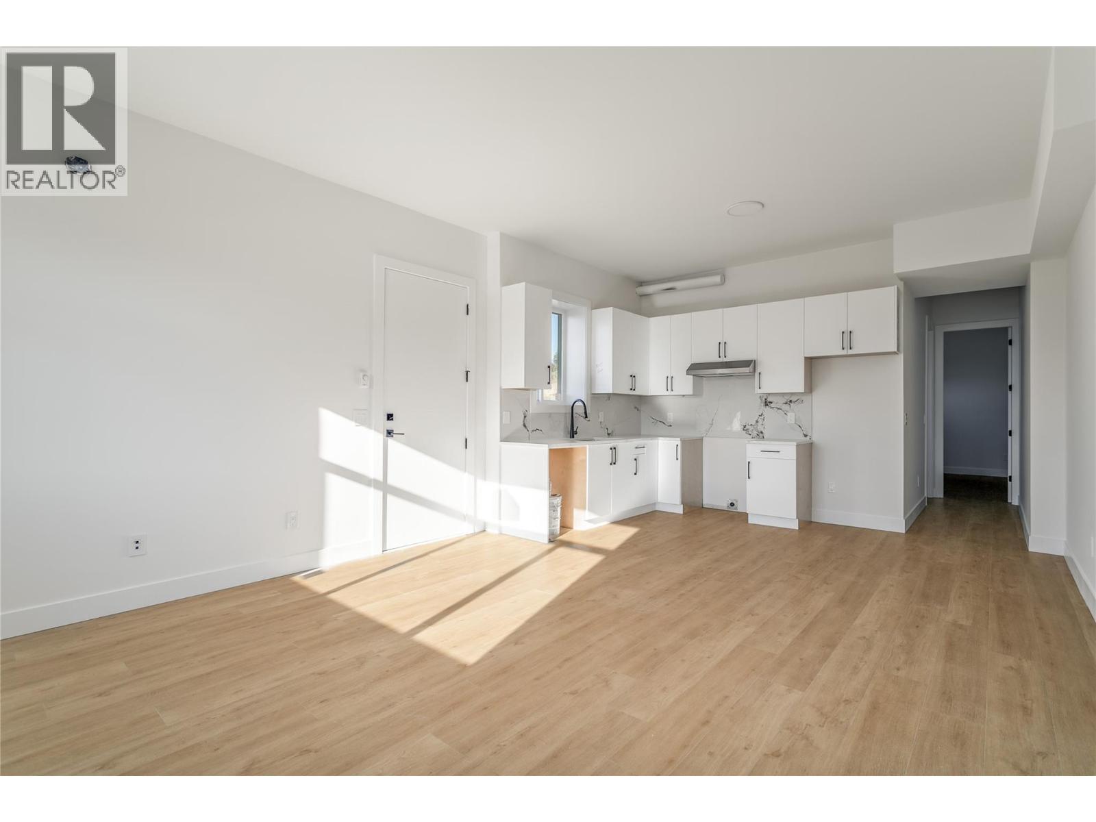  1148 Hume Avenue, Kelowna