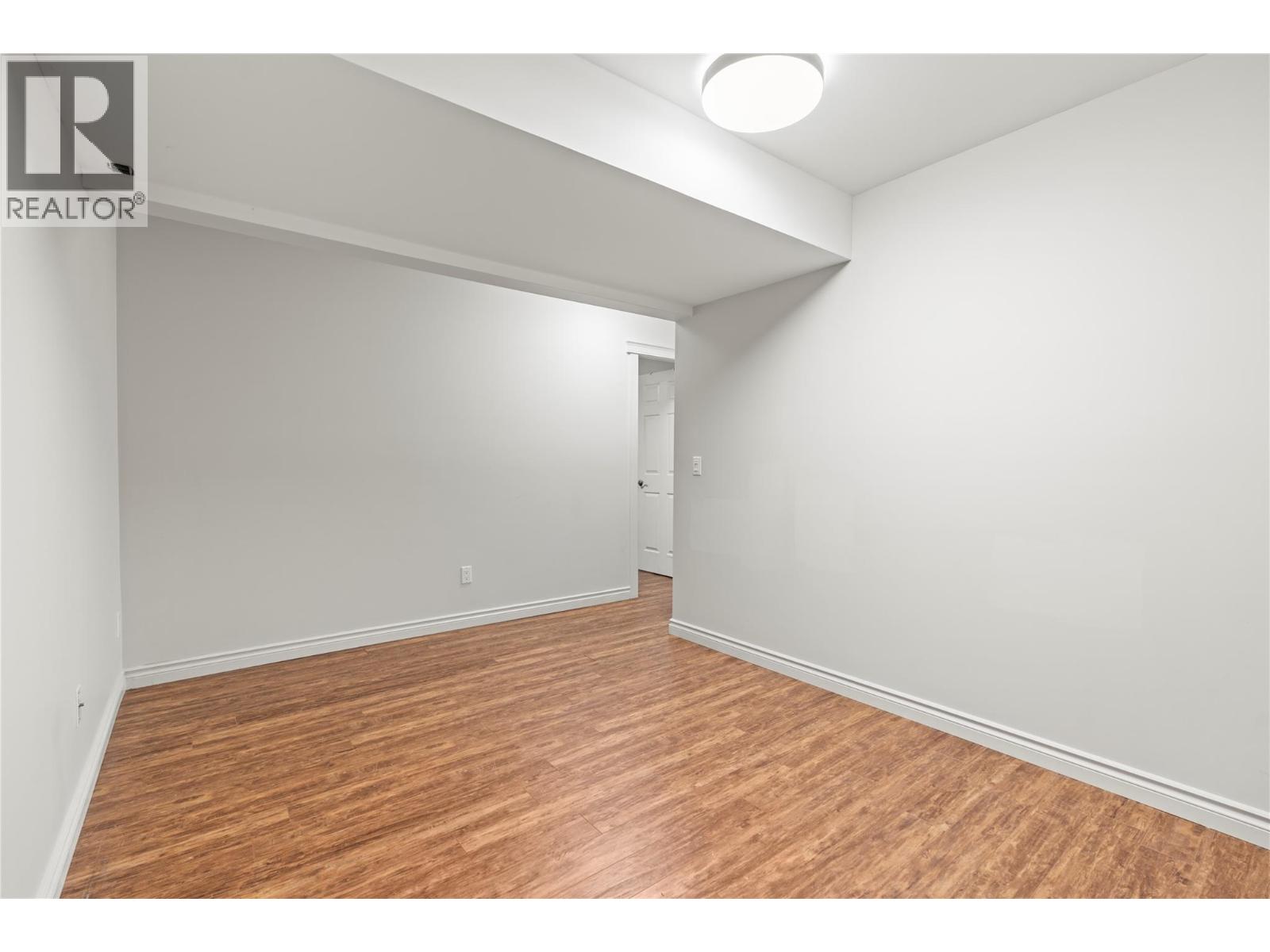 1718 Grandview Avenue, Lumby