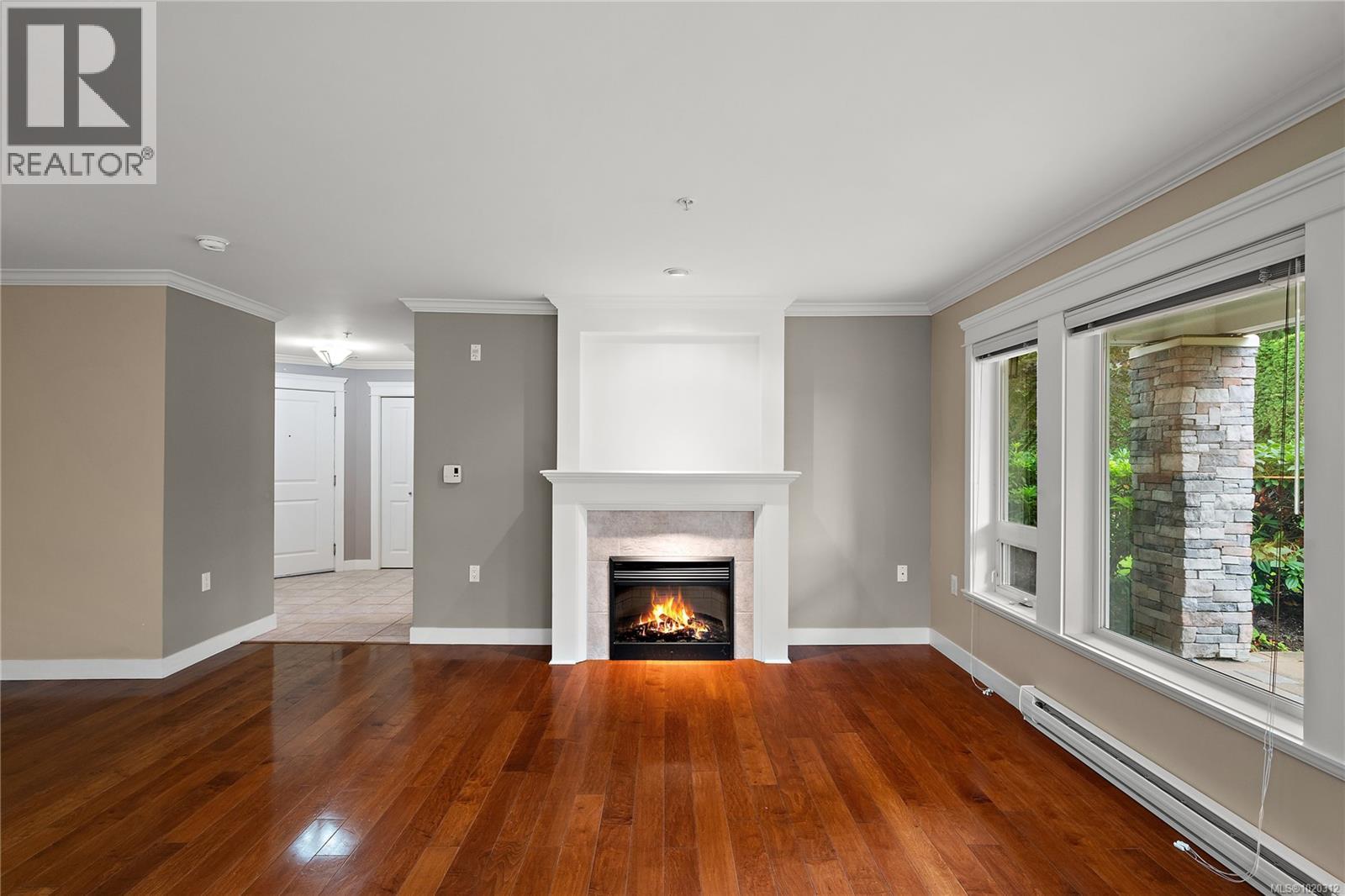 106 535 Heatherdale Lane, Saanich