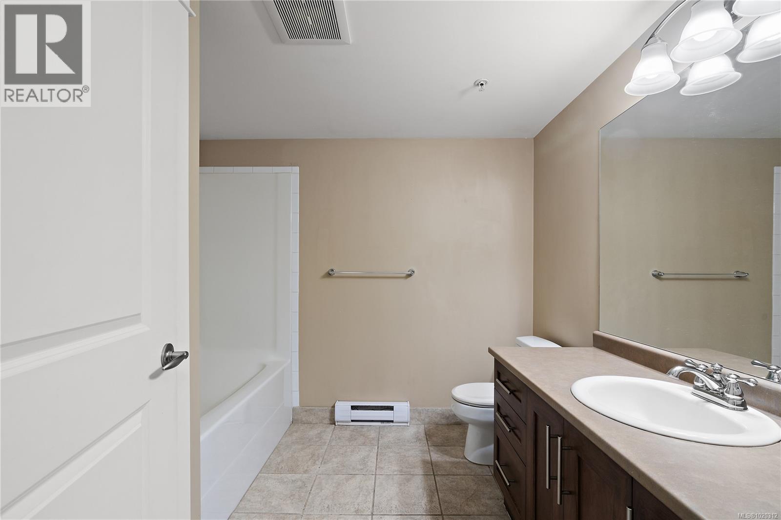 106 535 Heatherdale Lane, Saanich