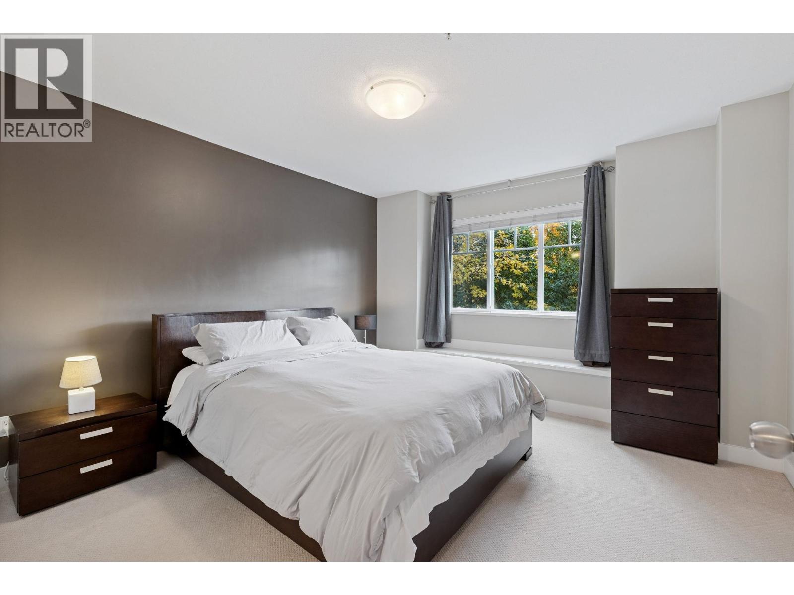 207 3888 NORFOLK STREET, Burnaby