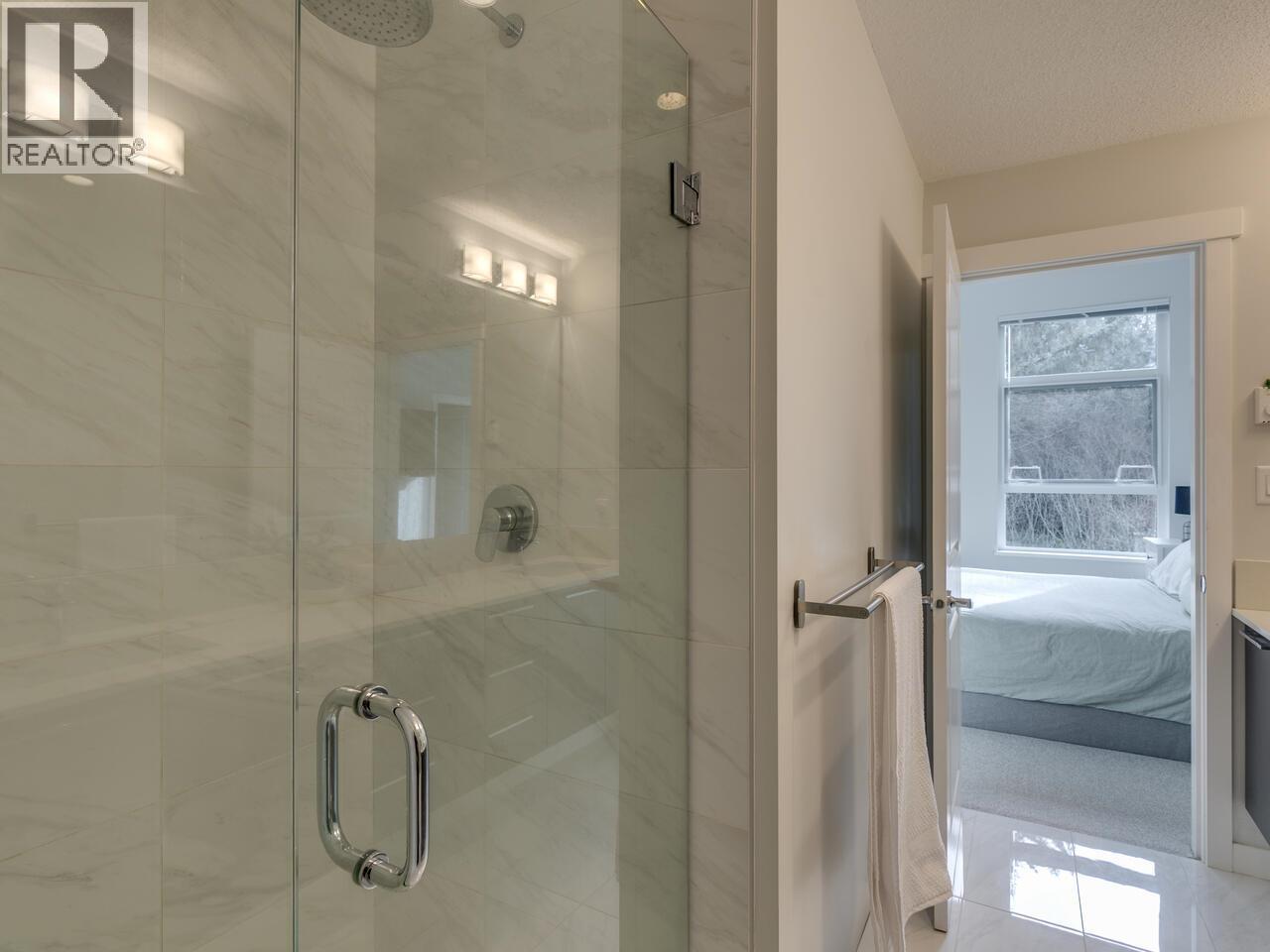 45 39548 LOGGERS LANE, Squamish