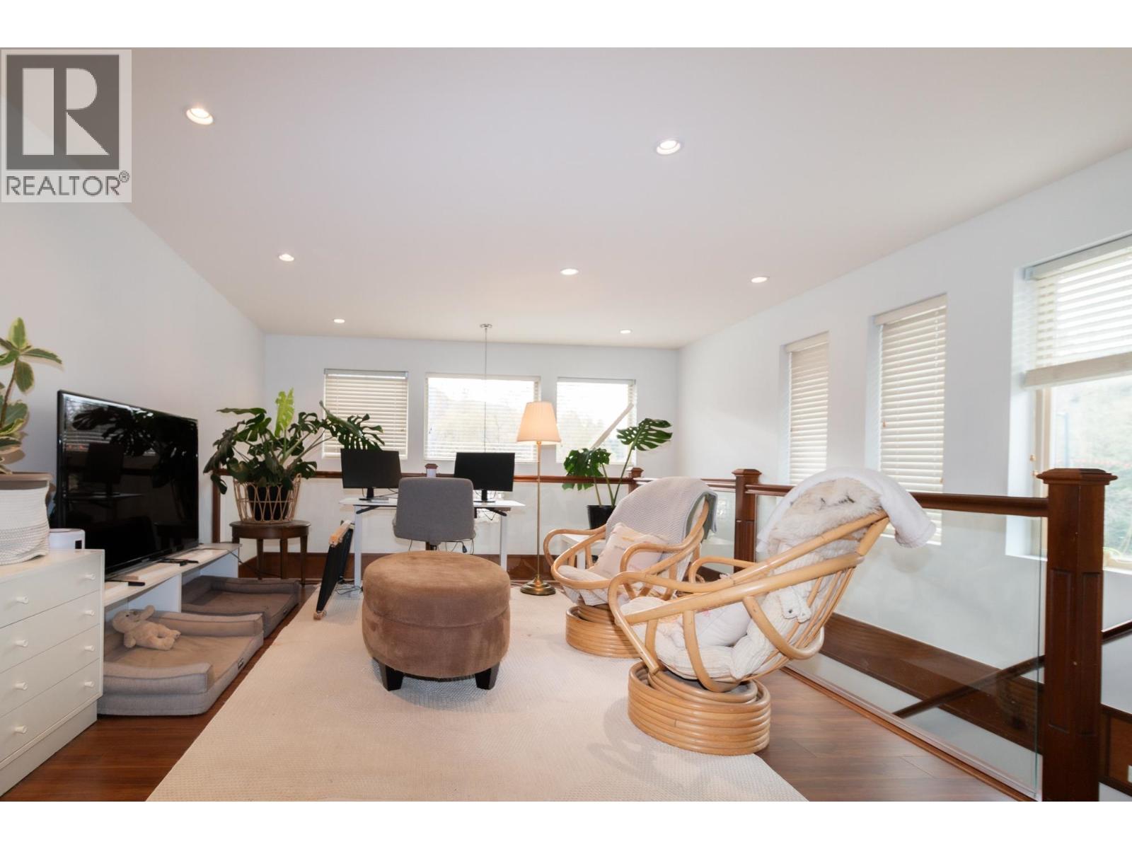 39010 KINGFISHER ROAD, Squamish