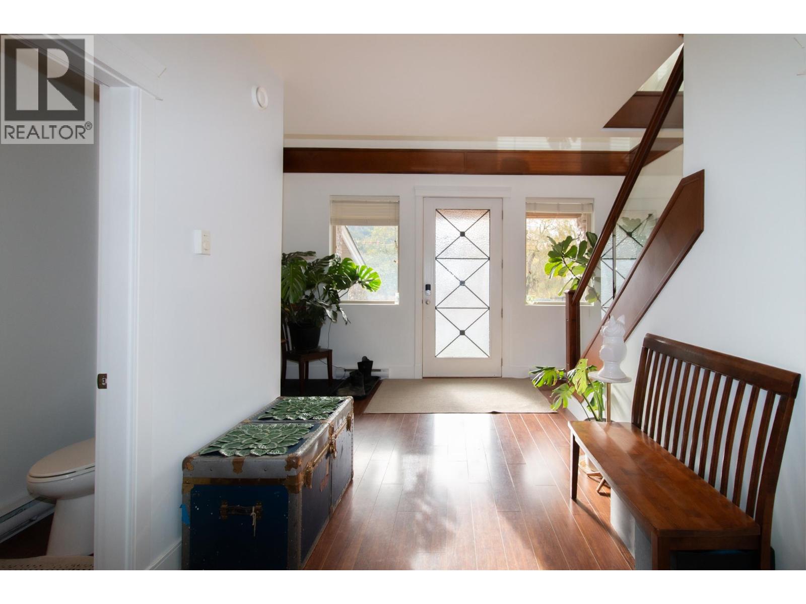 39010 KINGFISHER ROAD, Squamish