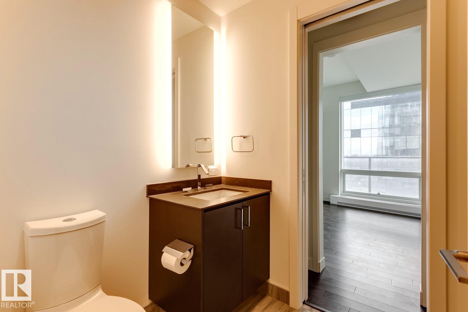 #3307 10360 102 ST NW, Edmonton