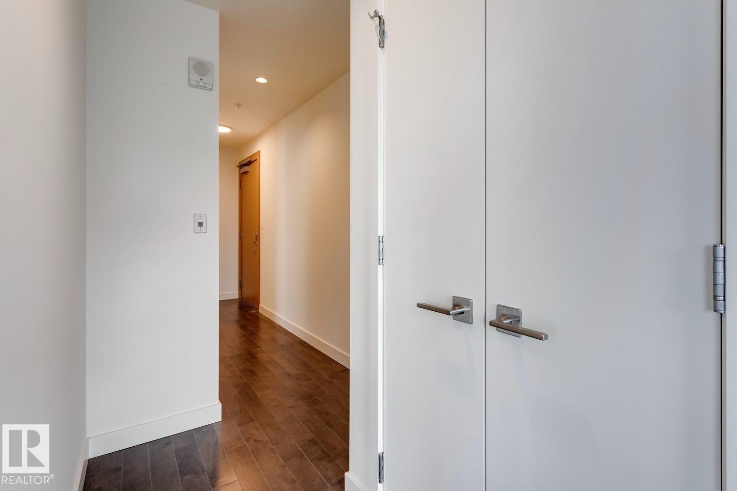 #3307 10360 102 ST NW, Edmonton