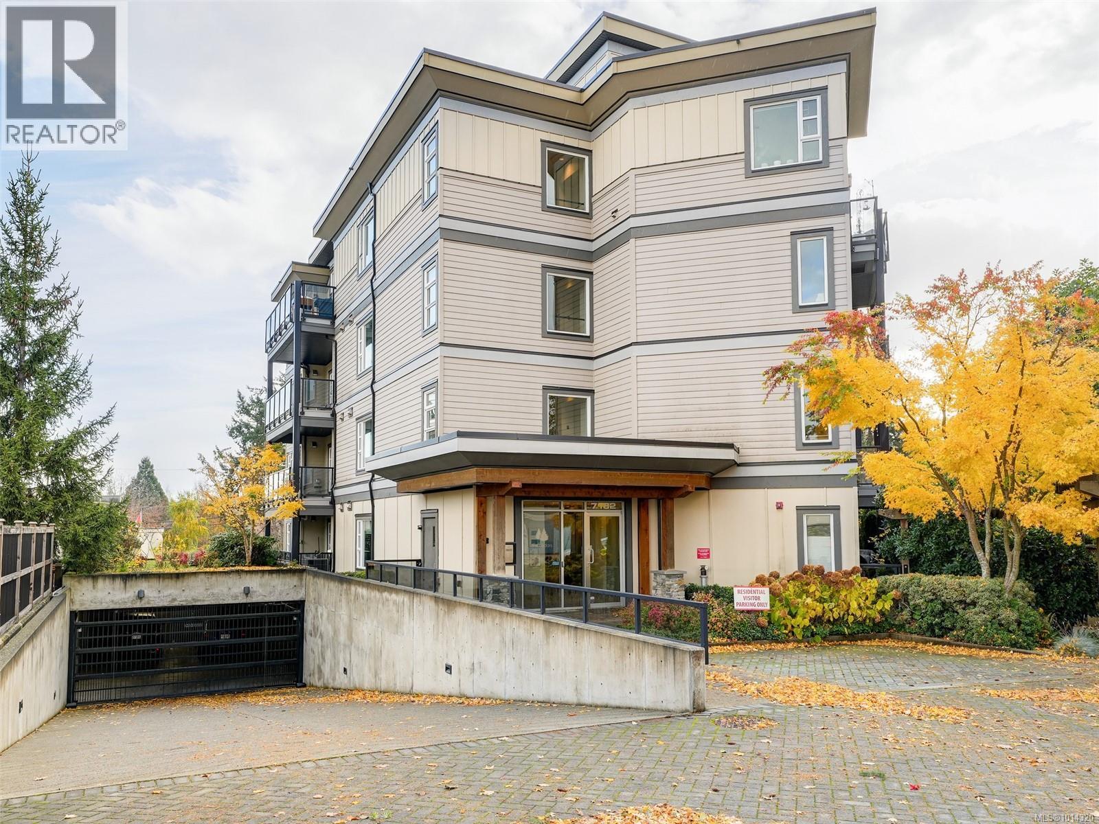 202 7182 West Saanich Rd, Central Saanich