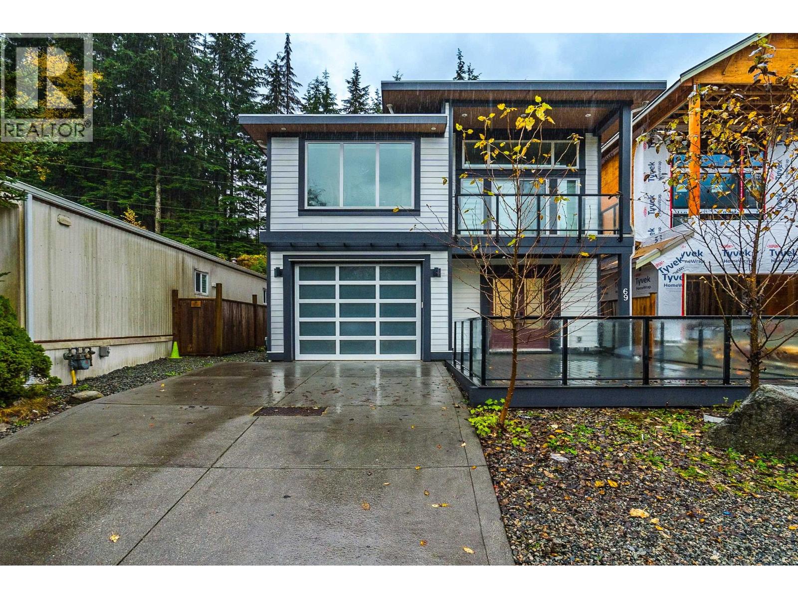 69 3295 SUNNYSIDE ROAD, Anmore