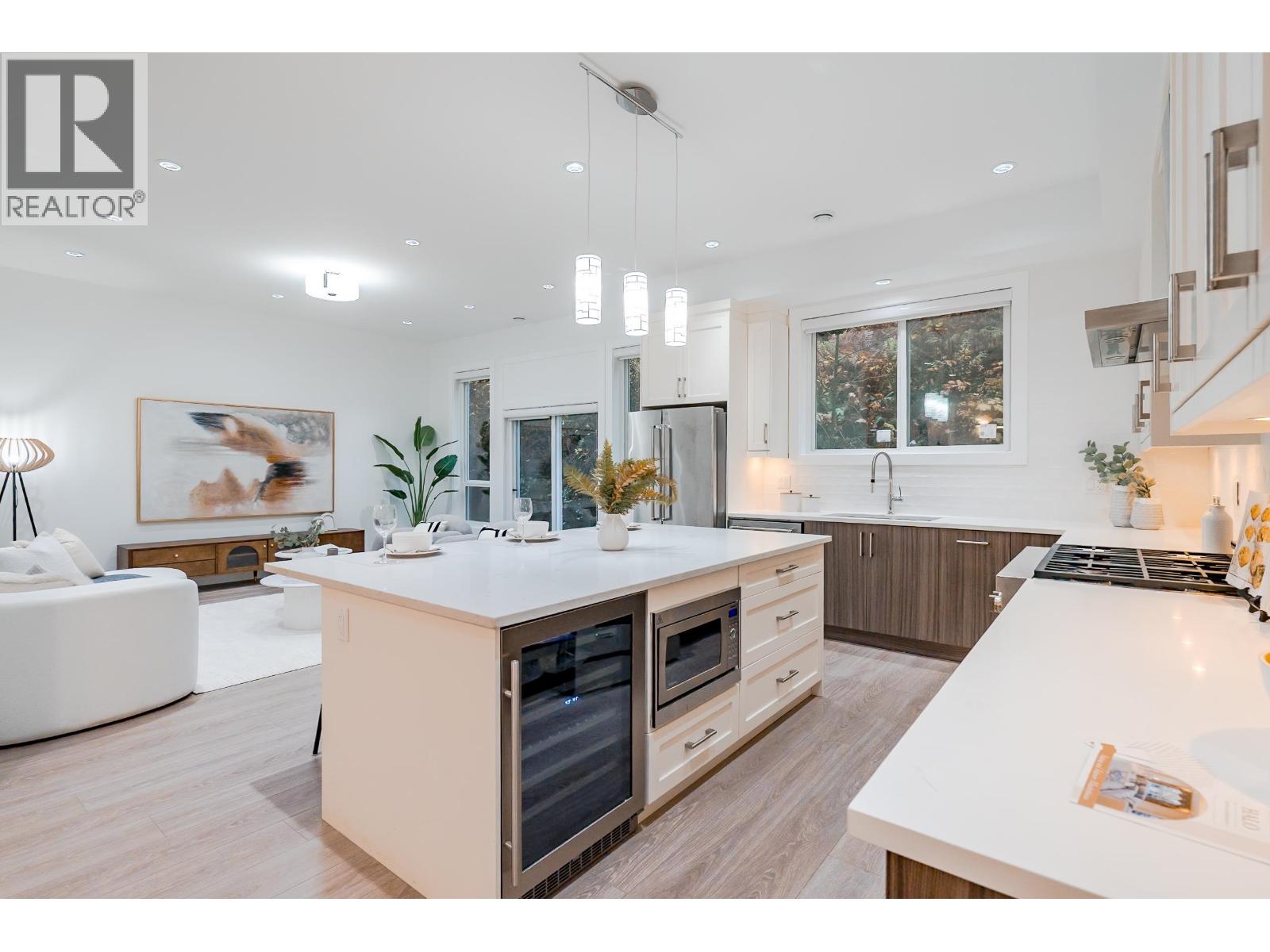 69 3295 SUNNYSIDE ROAD, Anmore