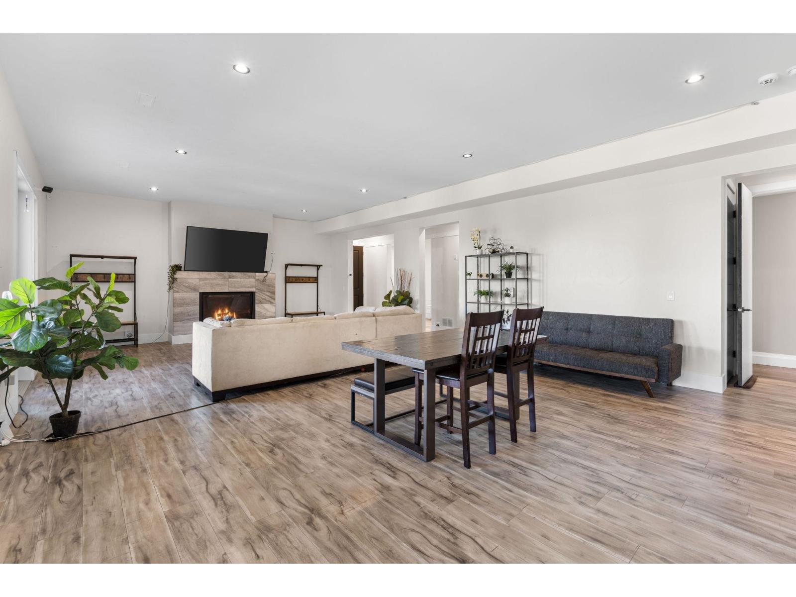 205 210 STREET, Langley