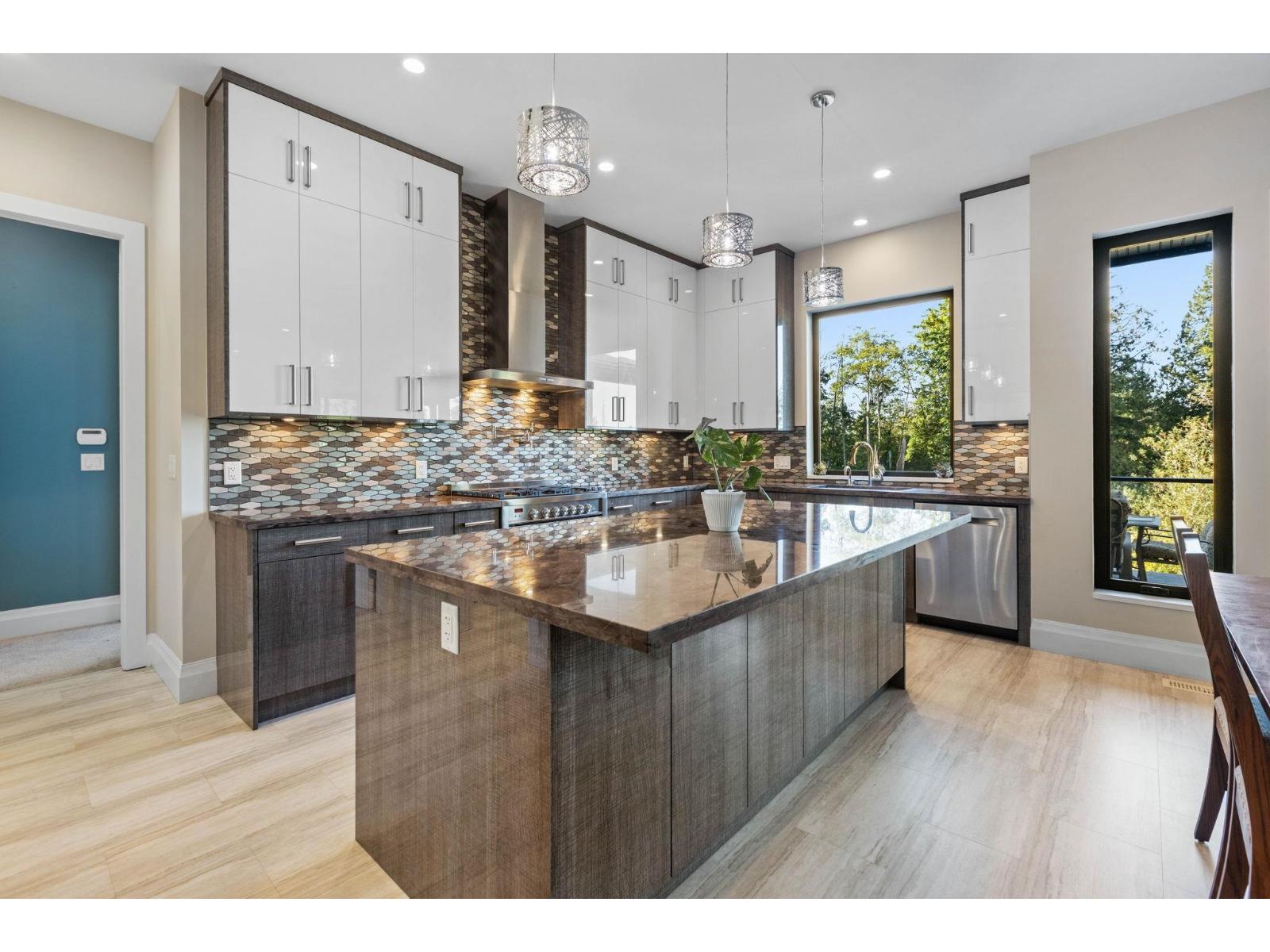 205 210 STREET, Langley