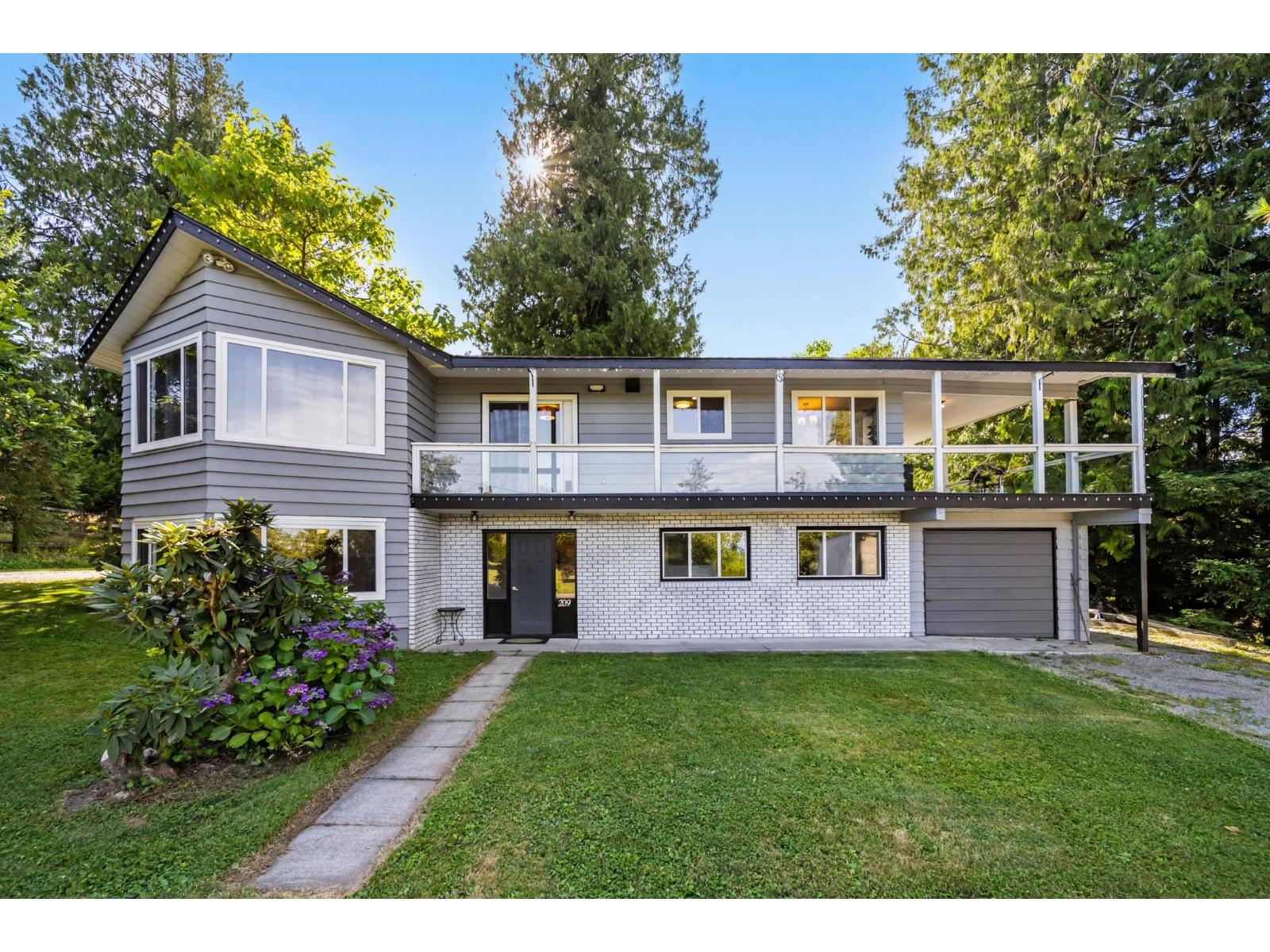 205 210 STREET, Langley