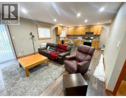 7581 Island Hwy S, Fanny Bay, BC V0R1W0 Photo 24