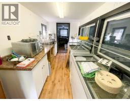 7581 Island Hwy S, Fanny Bay, BC V0R1W0 Photo 29