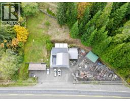 7581 Island Hwy S, Fanny Bay, BC V0R1W0 Photo 38