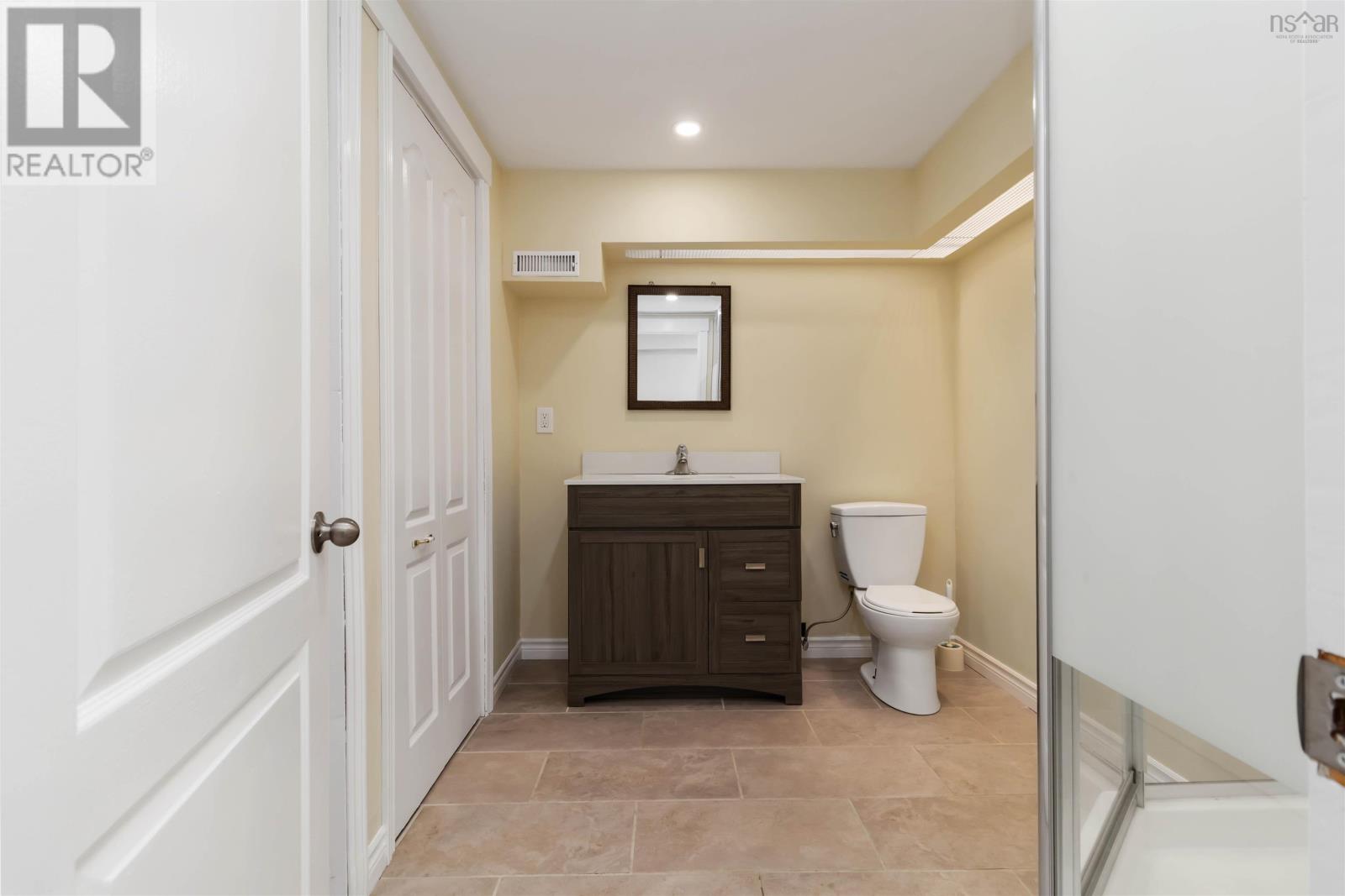 Property 18 of 21 of 27 Countway Road