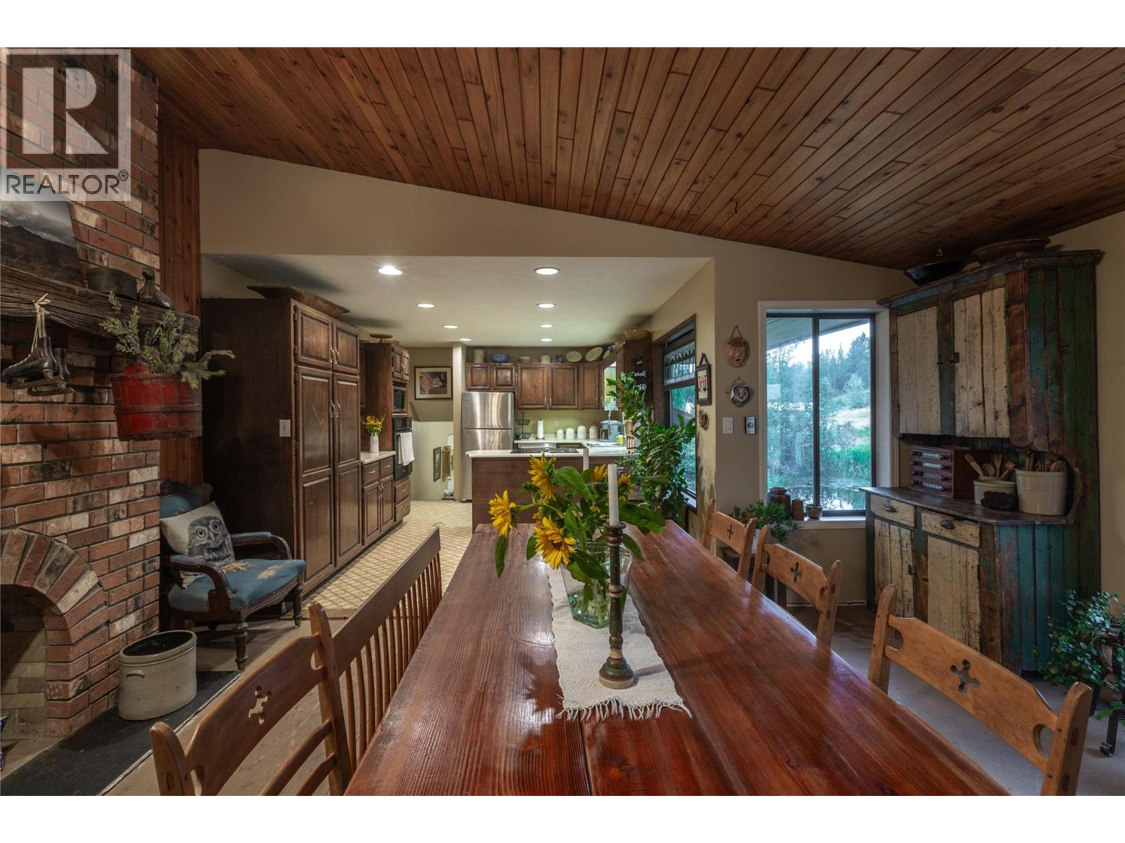  2523 Evans Road, Celista