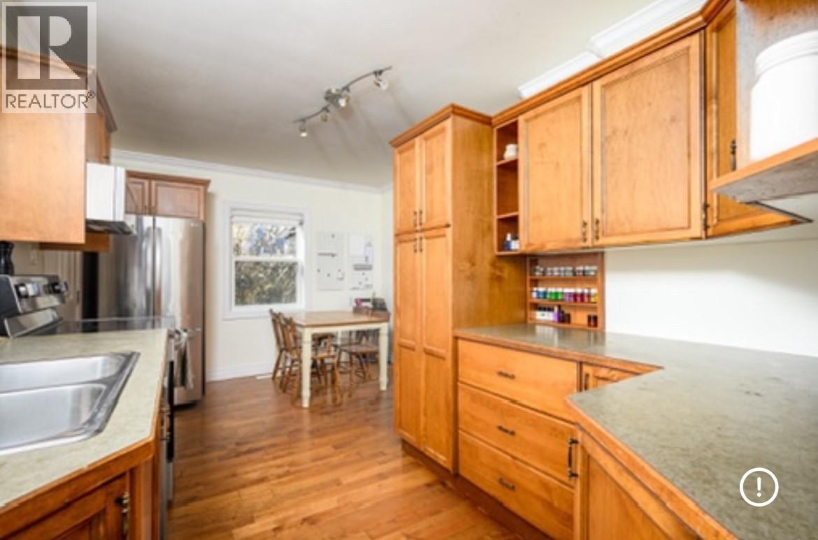  4005 24 Street, Vernon