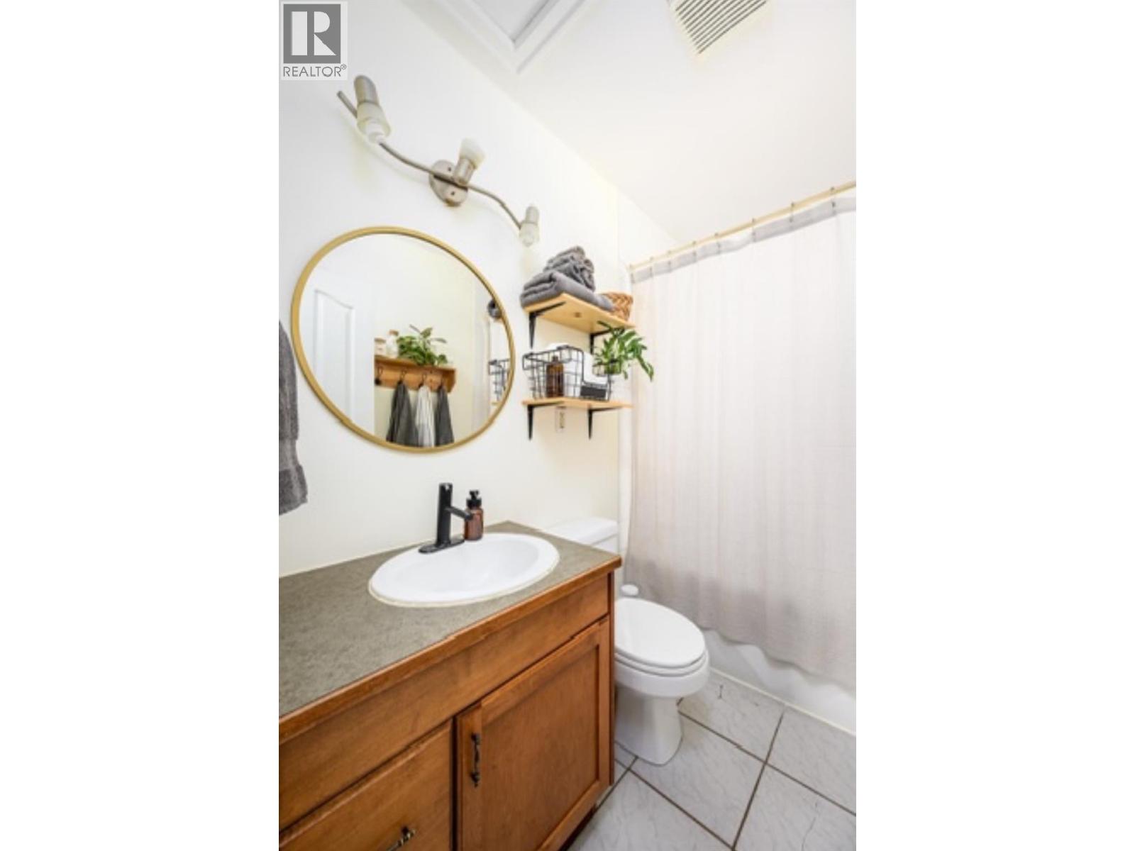  4005 24 Street, Vernon