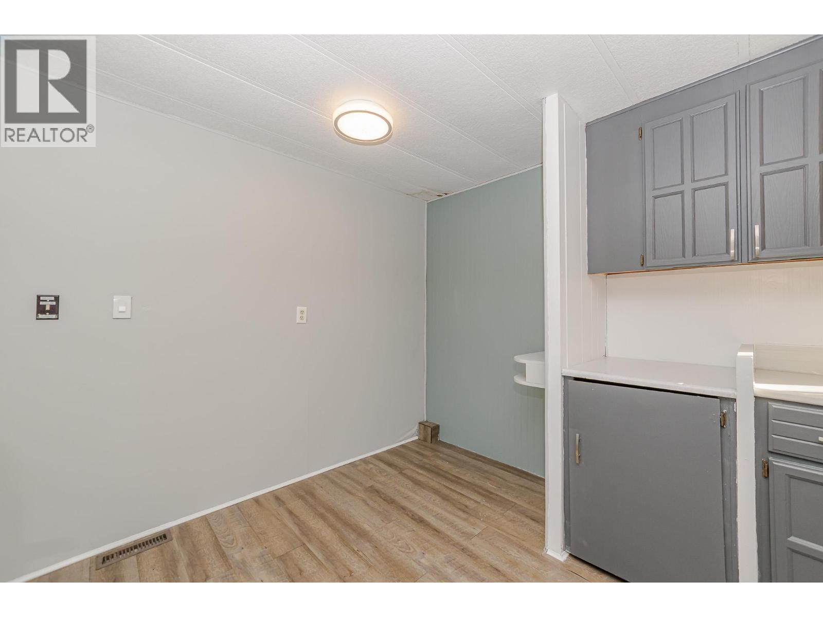 33 4441 Delaney Road, Malakwa