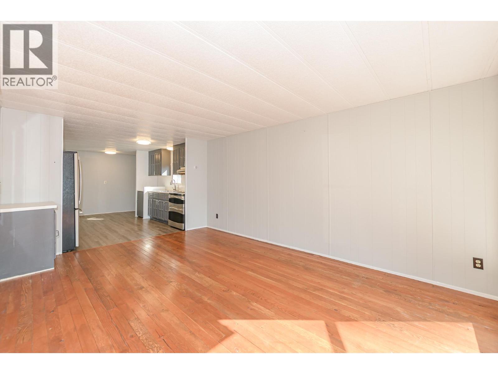 33 4441 Delaney Road, Malakwa