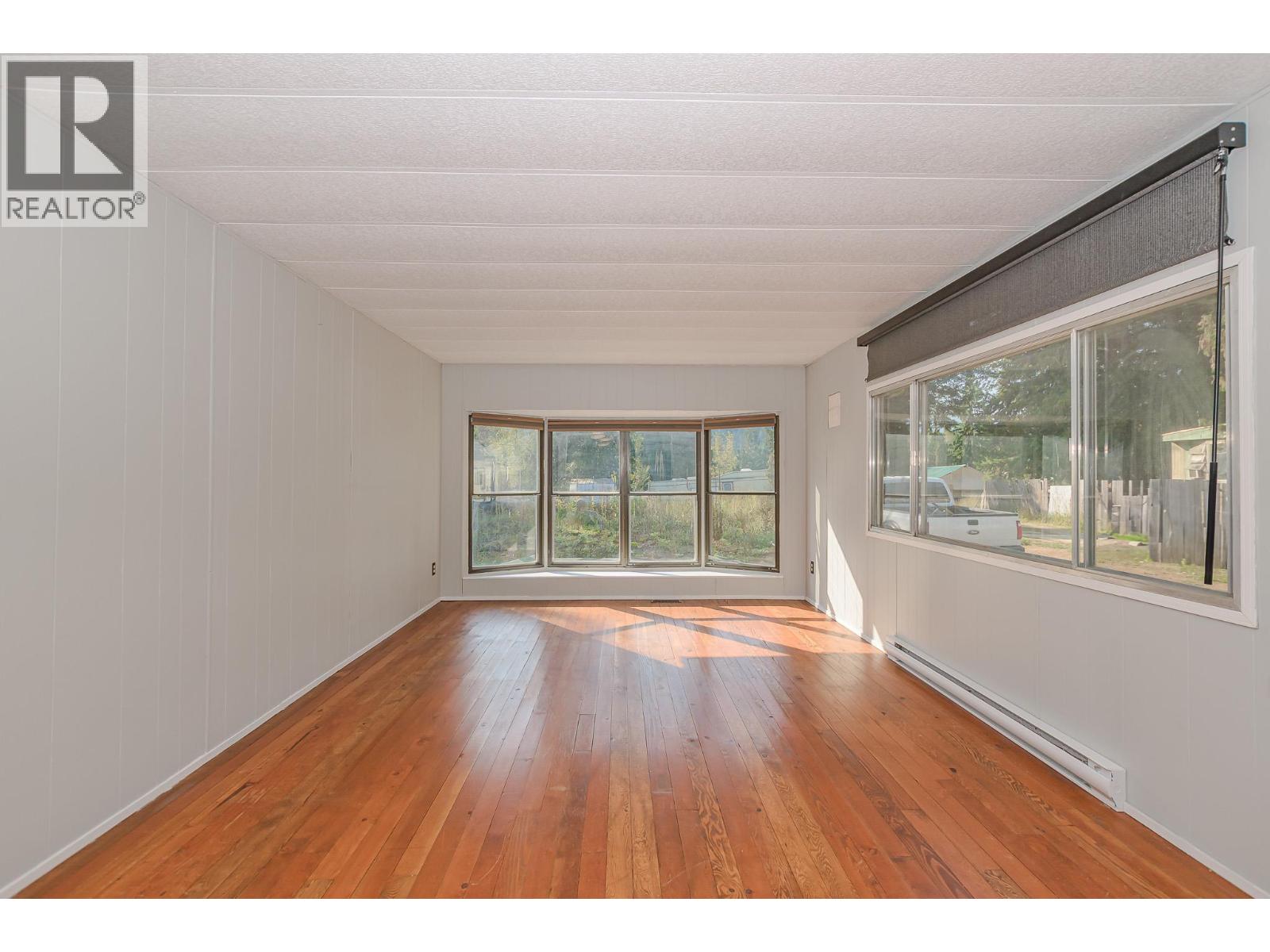 33 4441 Delaney Road, Malakwa