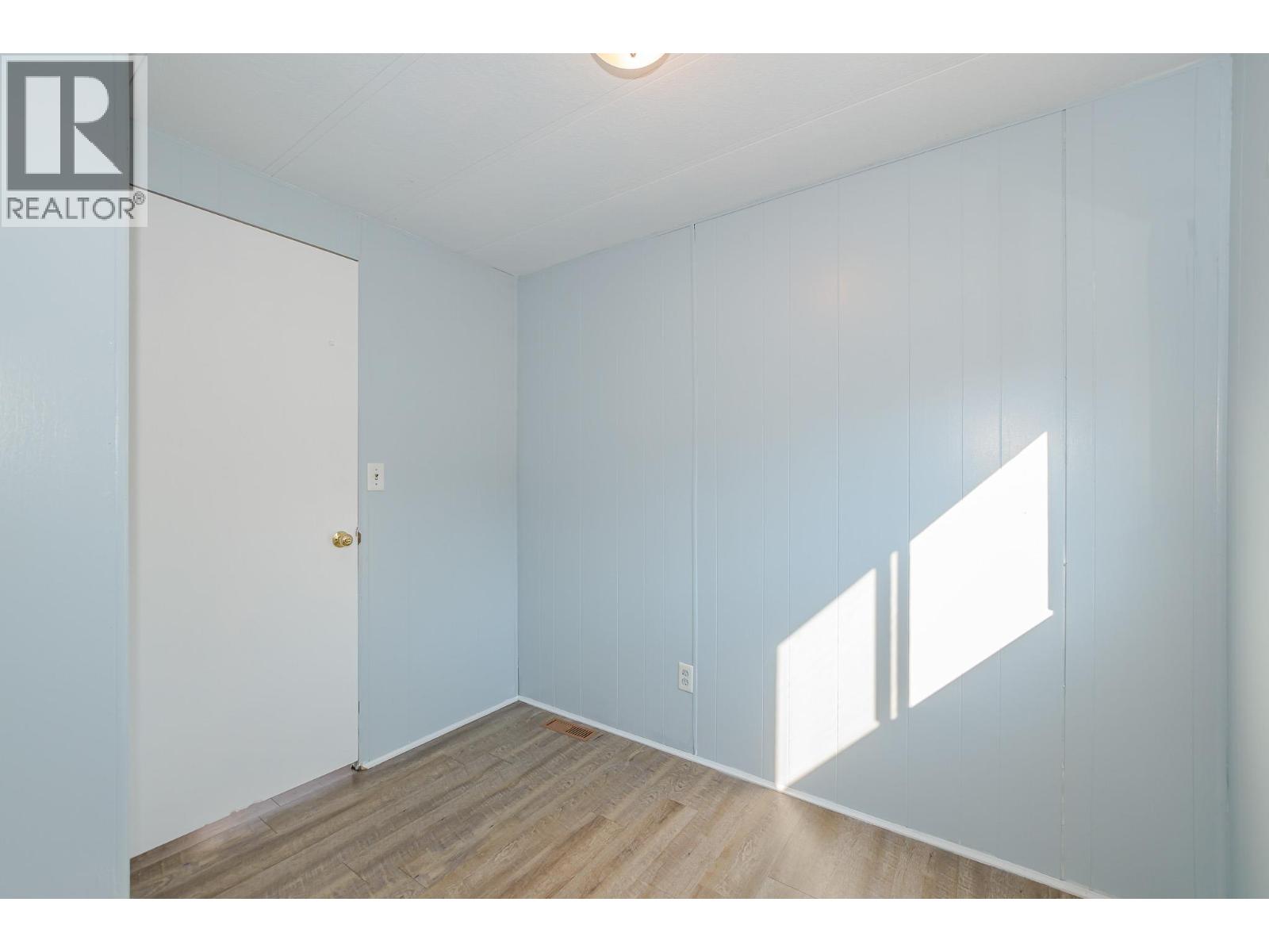 33 4441 Delaney Road, Malakwa