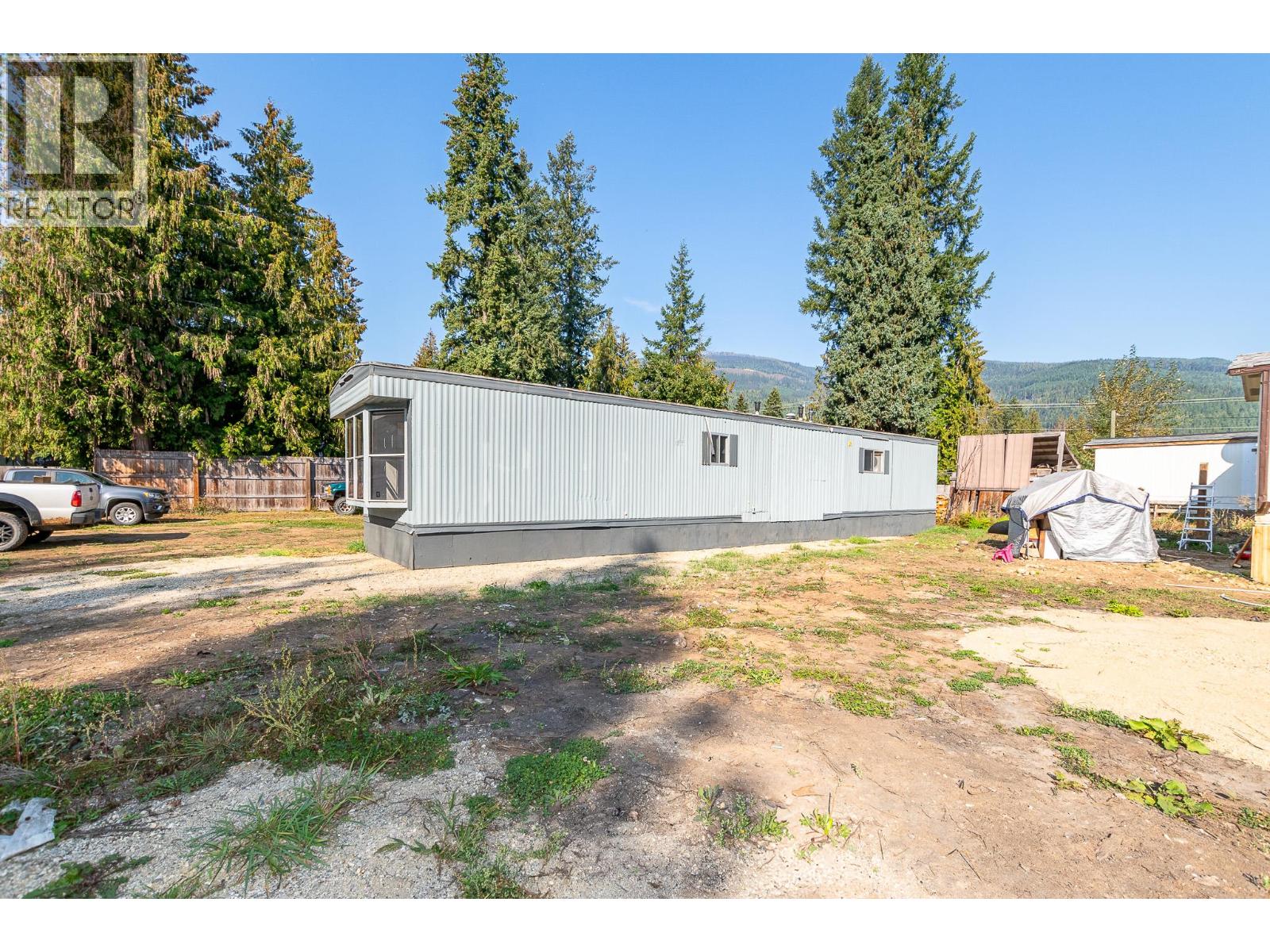 33 4441 Delaney Road, Malakwa