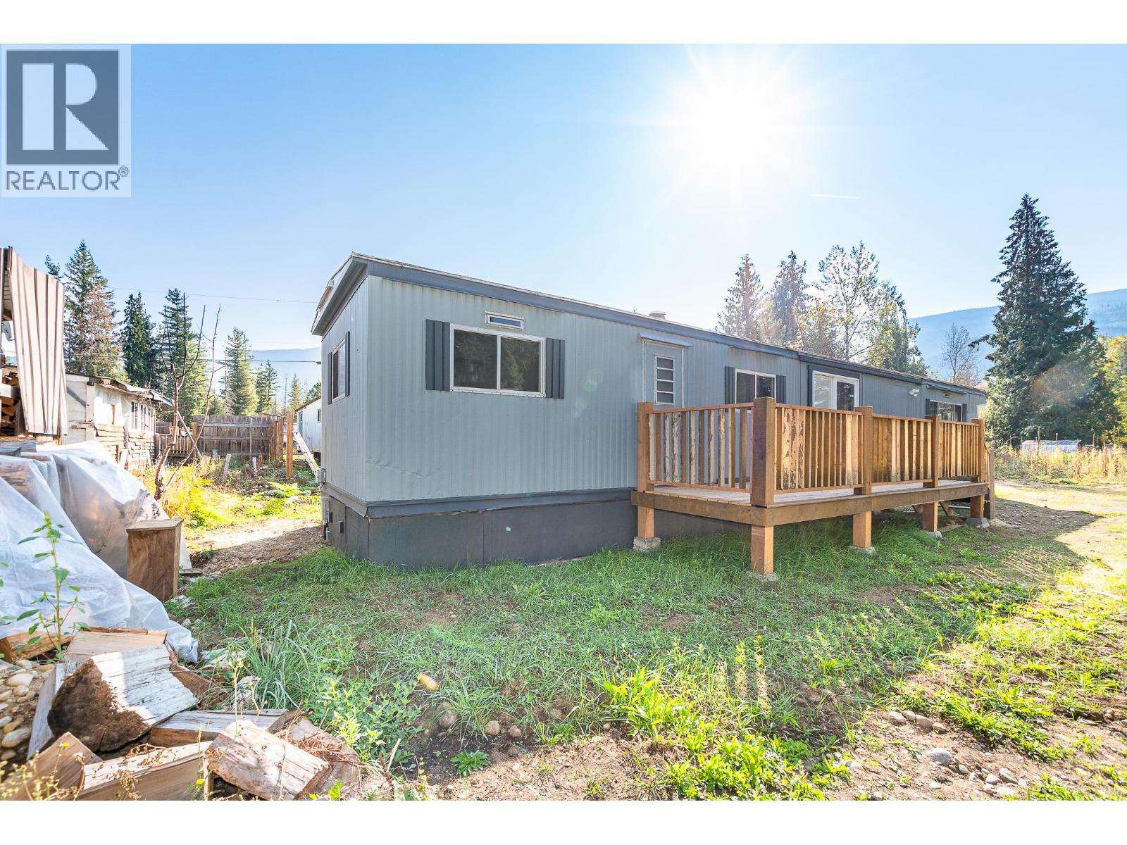 33 4441 Delaney Road, Malakwa
