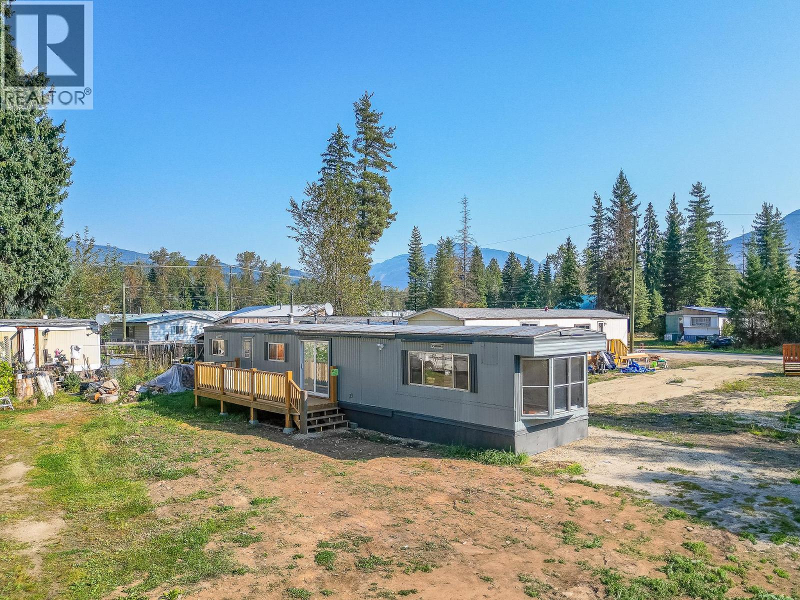 33 4441 Delaney Road, Malakwa