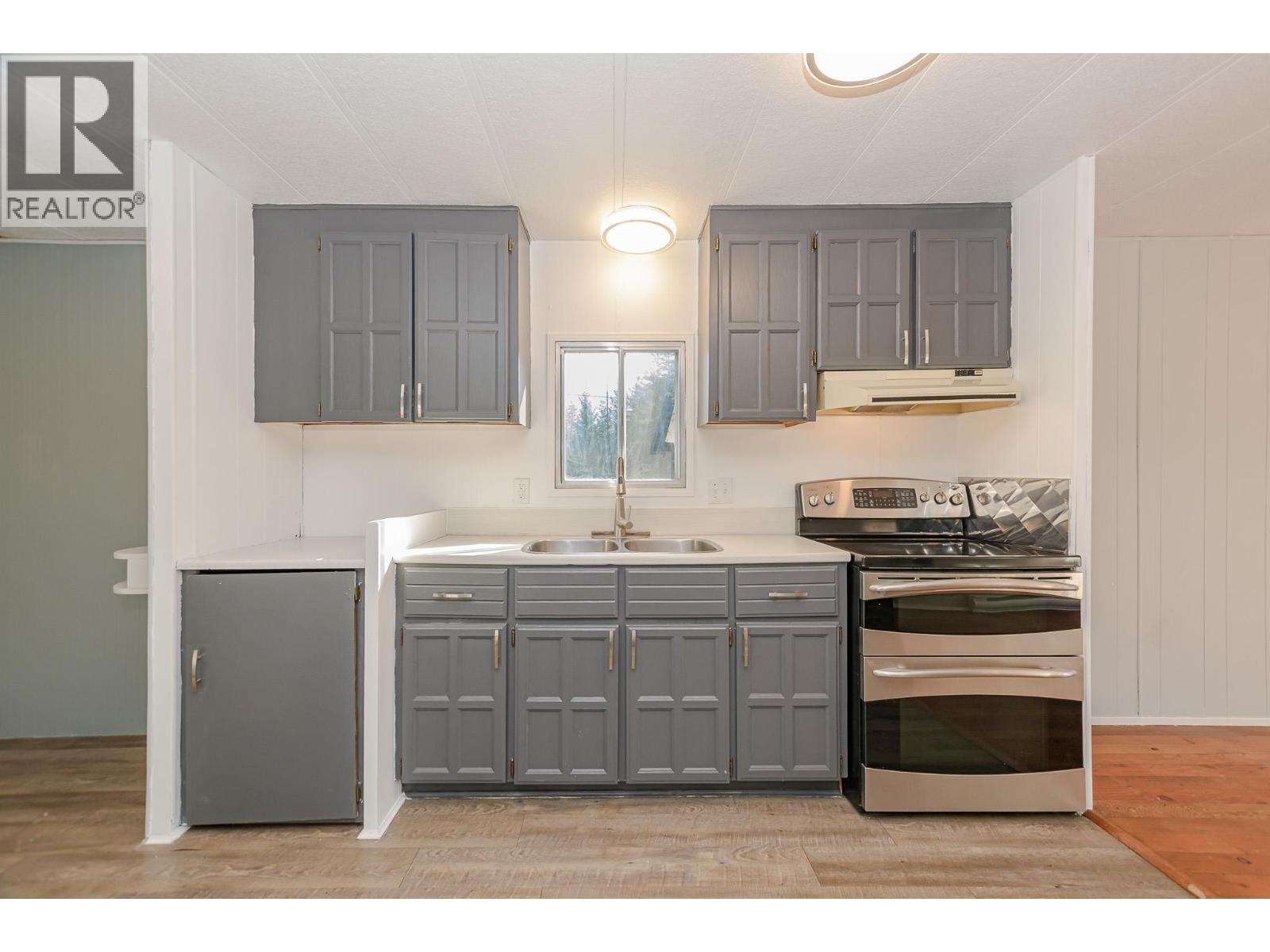 33 4441 Delaney Road, Malakwa