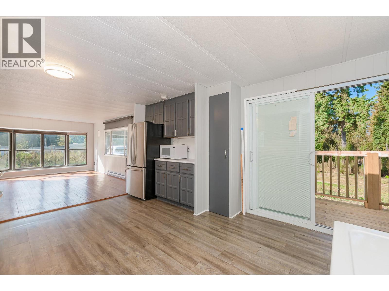 33 4441 Delaney Road, Malakwa